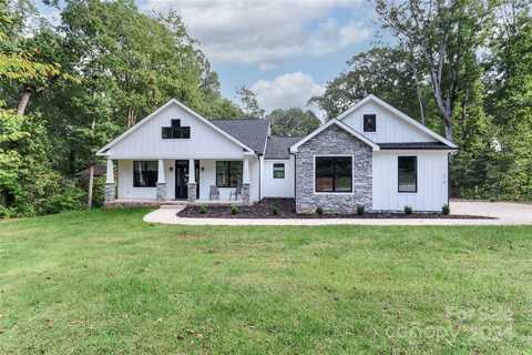 219 W Gleneagles Road, Statesville, NC 28625