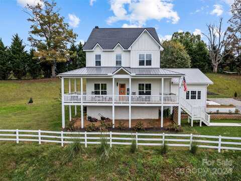 260 Kinloch Lane, Clyde, NC 28721