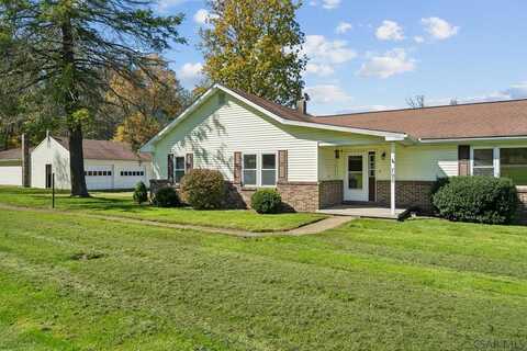 795 Bridge Street, Stoystown, PA 15563