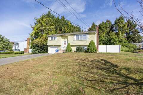 75 Hotchkiss Drive, Bristol, CT 06010