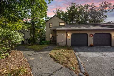 6 Woods Hollow Court, Avon, CT 06001