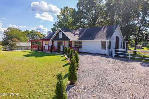 160 Woods Lane, McKenzie, TN 38201