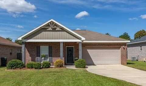 220 Maplecliff Dr., Dothan, AL 36303