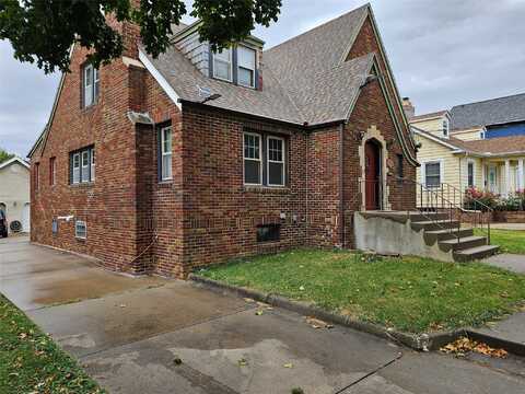 1436 Guthrie Avenue, Des Moines, IA 50316