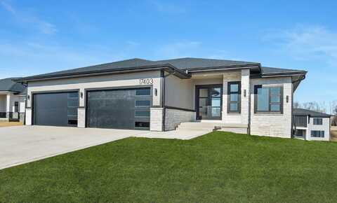 17403 N Valley Drive, Urbandale, IA 50323