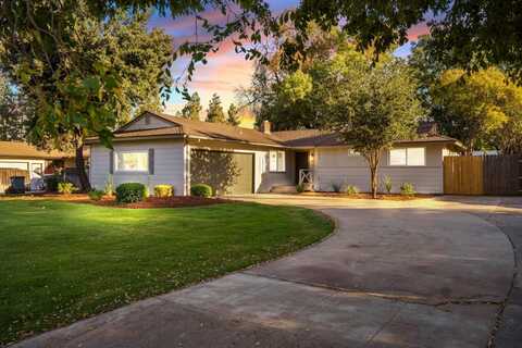 543 Keats Avenue E, Fresno, CA 93710