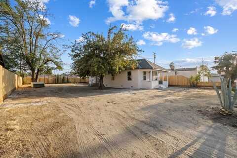 125 3Rd Street W, Hanford, CA 93230