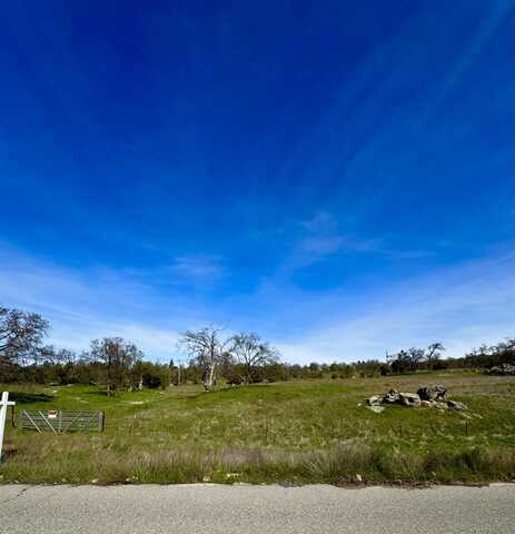 1 Patrick, Coarsegold, CA 93614