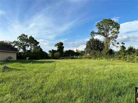 3202 10th Street W, Lehigh Acres, FL 33971