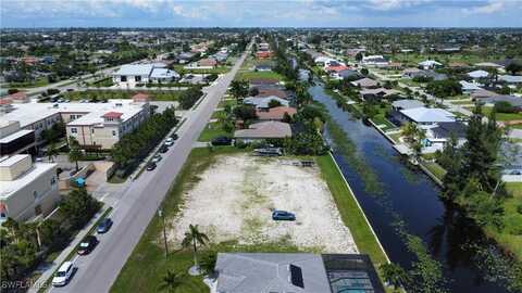 2227 SW 15th Place, Cape Coral, FL 33991