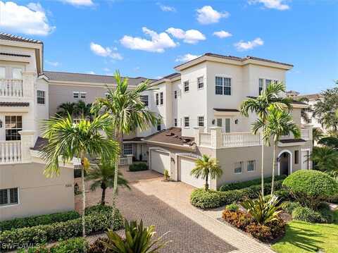 566 Avellino Isles Circle, Naples, FL 34119