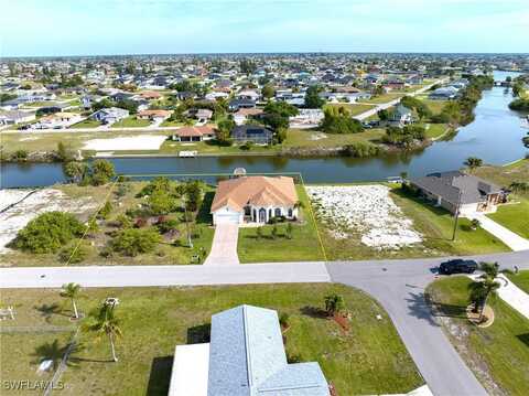 325 NE 5th Terrace, Cape Coral, FL 33909