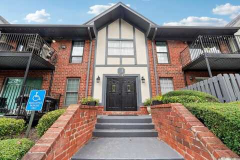 6851 Roswell Road, Sandy Springs, GA 30328