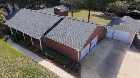 2533 Whispering Pines Drive, Grayson, GA 30017