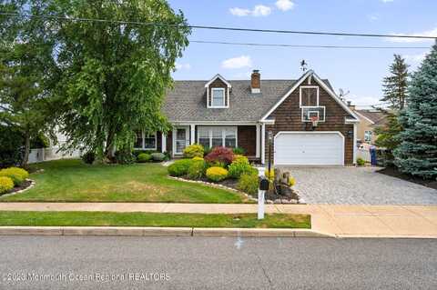 212 Helm Road, Mantoloking, NJ 08738