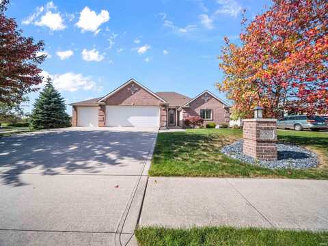 6503 Sir Francis Cove, Fort Wayne, IN 46835