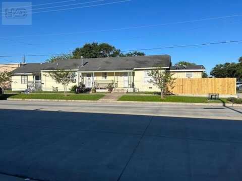 2126 45th Street, Galveston, TX 77550