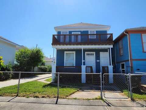 1809 O 1/2, Galveston, TX 77550