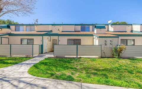 44460 E 15th Street, Lancaster, CA 93535