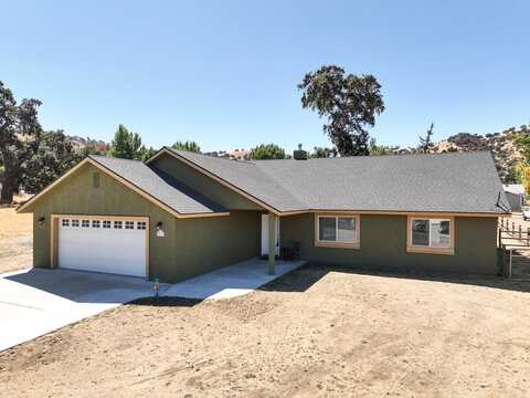 17130 Bold Venture Drive, Tehachapi, CA 93561