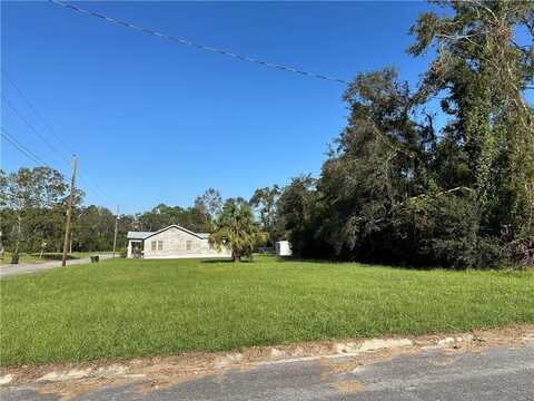 1310 Lee Ave, Waycross, GA 31503