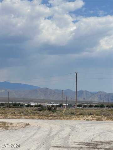 6801 San Blas Lane, Pahrump, NV 89060