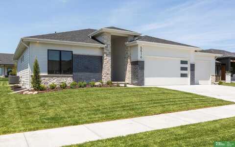 5516 N 208 Avenue, Elkhorn, NE 68022