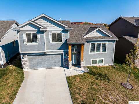 4801 N 180th Avenue, Elkhorn, NE 68022