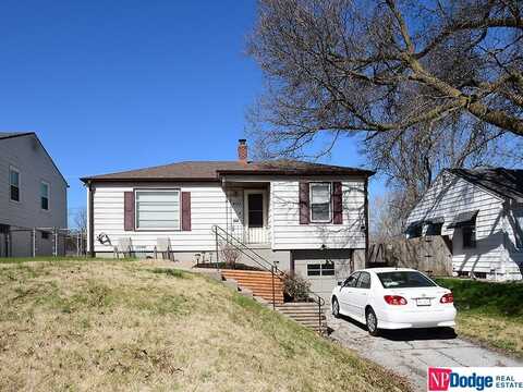 4122 N 55th Street, Omaha, NE 68104