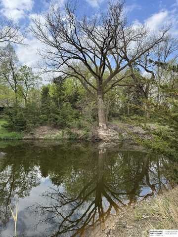 1565 W Woodland Trail, Fremont, NE 68025