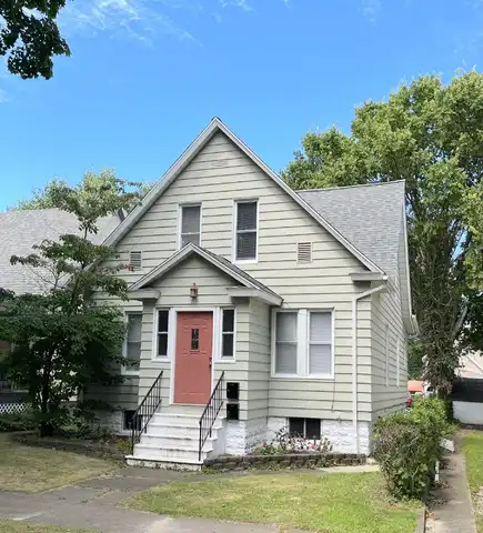 1009 Michigan Avenue, Saint Joseph, MI 49085