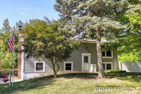 3988 Beeline Road, Holland, MI 49423