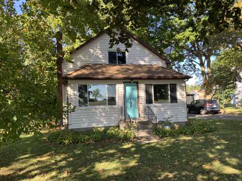 109 Clinton Macon Road, Clinton, MI 49236