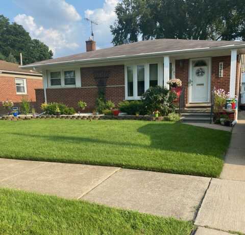 8244 Arnold Street, Dearborn Heights, MI 48127