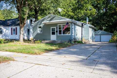 3920 Colby Avenue SW, Wyoming, MI 49509