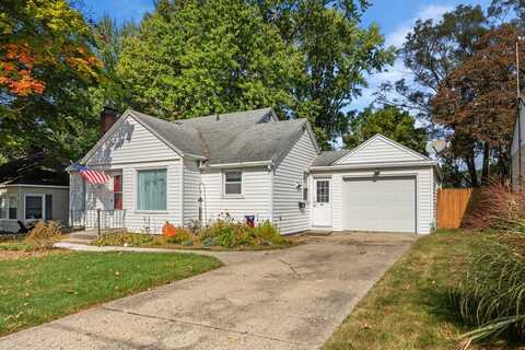 926 W Orange Street, Greenville, MI 48838