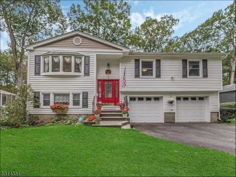 66 Saint Marys Pl, Sparta, NJ 07871