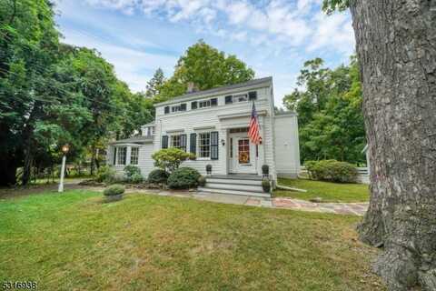 44 Post Lane, Riverdale, NJ 07457