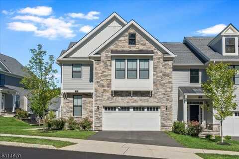 9 Saratoga Dr, Warren, NJ 07059