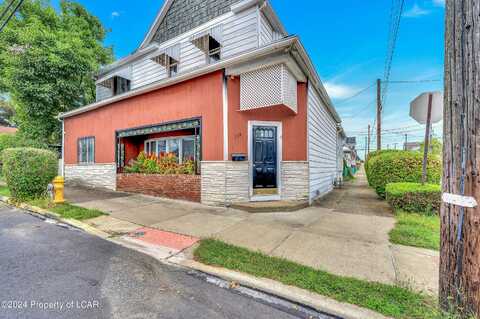 739 S Market Street, Nanticoke, PA 18634