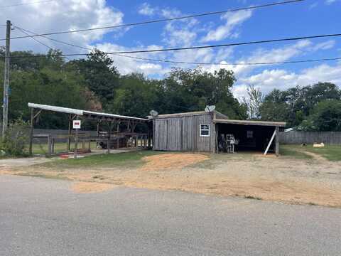 33 W Division, Foxworth, MS 39483