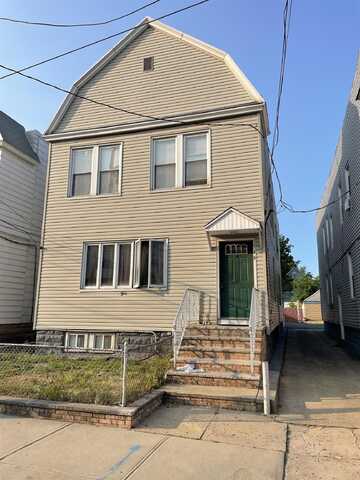 149 WEST 10TH ST, Bayonne, NJ 07002