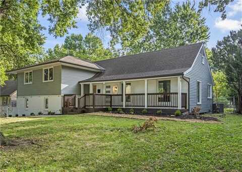 8231 Outlook Lane, Prairie Village, KS 66208