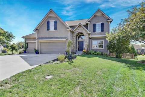 10940 S Belmont Drive, Olathe, KS 66061