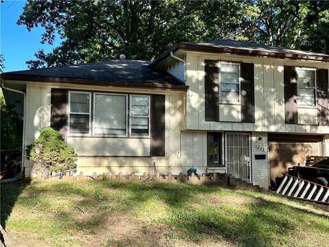 7606 E 93rd Street, Kansas City, MO 64138