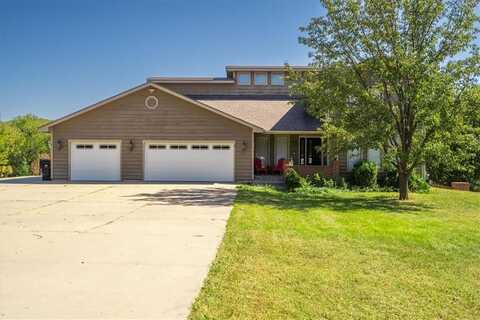 1108 SW Chetopa Trail, Topeka, KS 66615