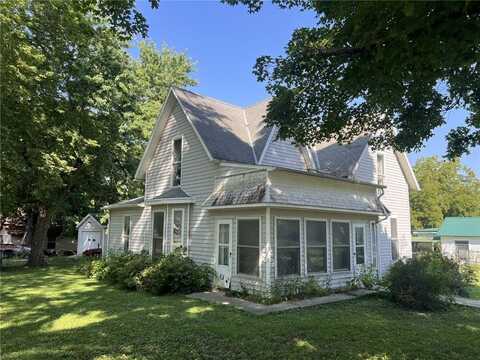 208 S 3rd Street, Hopkins, MO 64461