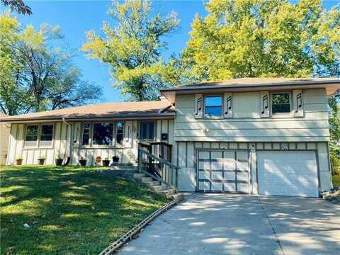 8712 Stark Street, Kansas City, MO 64138