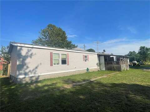 12035 S Main Street, Richards, MO 64778