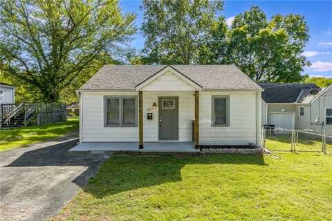 11427 E 27TH Street, Independence, MO 64052